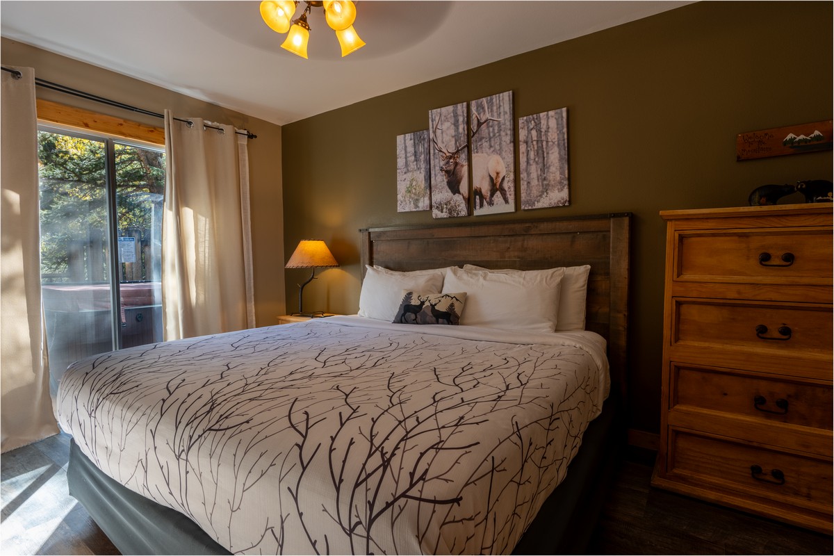 Blue Spruce Bedroom 2